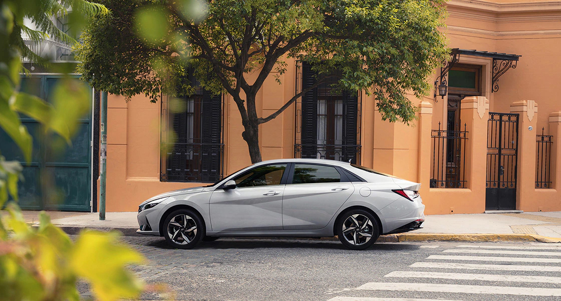 Дизайн Hyundai ELANTRA | Сучасний Седан | Богдан-Авто Запоріжжя - фото 35