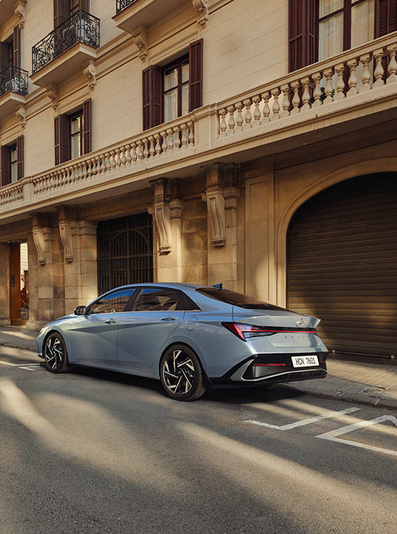 Дизайн Hyundai ELANTRA | Сучасний Седан | Богдан-Авто Запоріжжя - фото 7